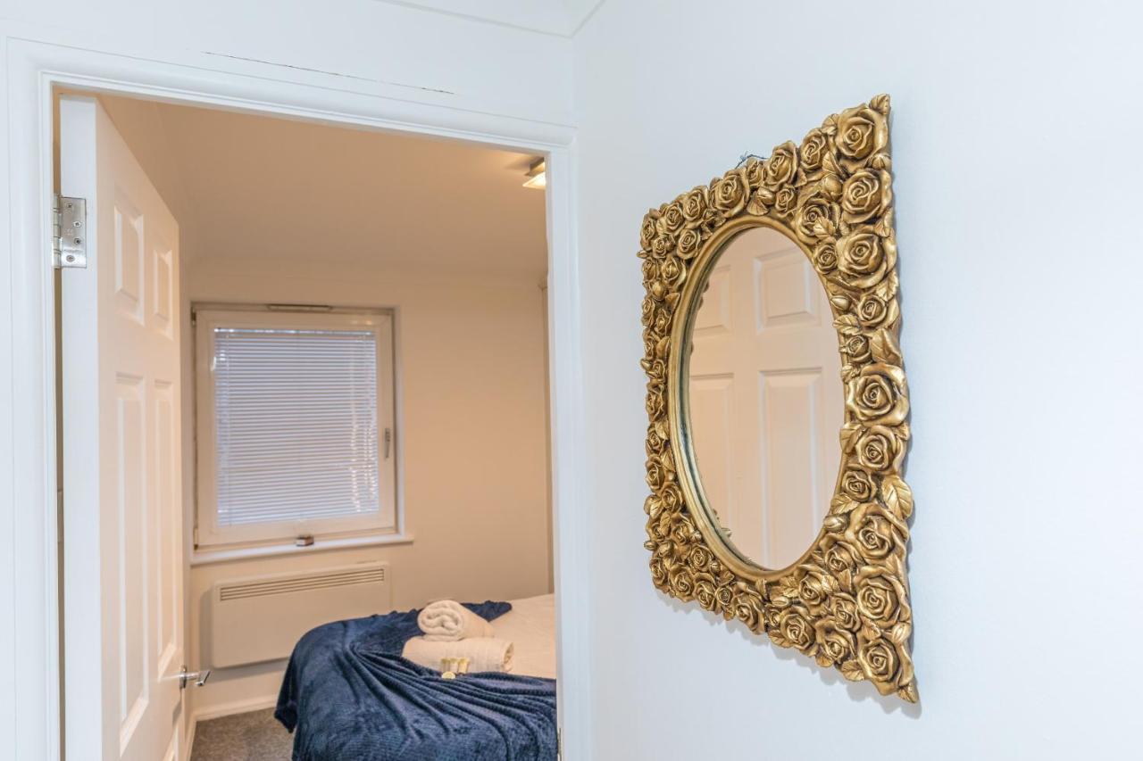 Luxury Hollywood Getaway In The Heart Of The City Brighton ภายนอก รูปภาพ
